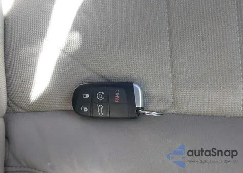 2011 Dodge Charger z USA, uszkodzony, nr VIN 2B3CL3CG3BH586613